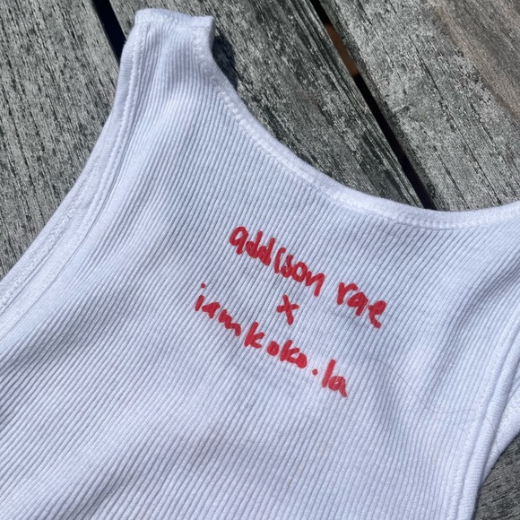 Leopard Graphic Muscle Tank - Picture 2 of 4